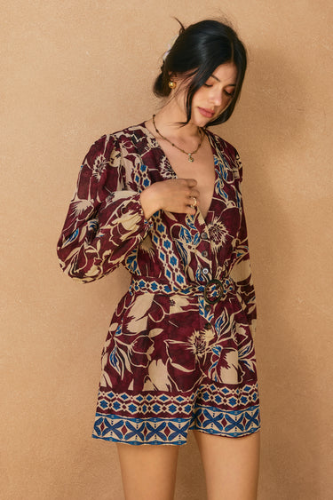 Anime Buckled Belt Bubble Sleeve Romper